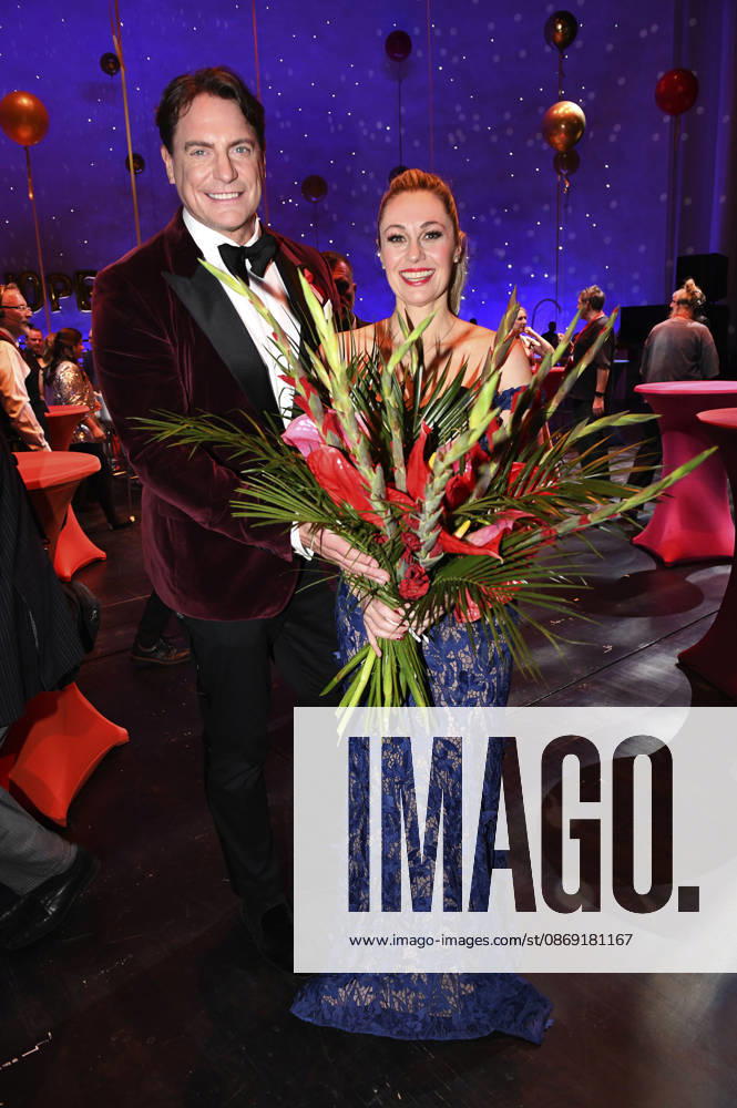Benjamin Bieneck and Ruth Moschner at the 18 Hope Gala 2026 at the Schauspielhaus Dresden, October 10, 2026 Foto:xM.xFischerx xFuturexImagex hope_6117