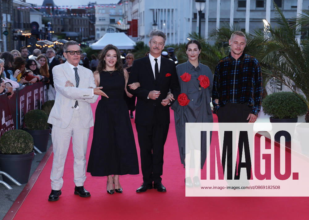 The Jury: Ben Hardy, Zoe Adjani, Stephen Wooley, Amira Casar, and Thibault de Montalembert on the red carpet at the closing ceremony of the 37th Dinard British and Irish Film Festival on October 10, 2026, in Dinard. Denis Guignebourg, Bestimage. Red carpet and closing ceremony of the 37th Dinard British and Irish Film Festival, October 10, 2026, Dinard, France