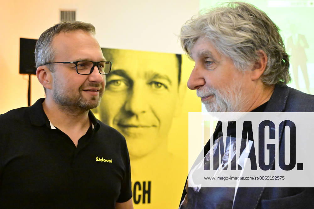 The two-day elections to municipal assemblies ended in the Czech Republic together with the first round of the elections to one-third of the Senate, at 2:00 p.m. on October 10, 2026. On the photo: MP Marian Jurecka, left, and Senator Bretislav Rychlik at the KDU-CSL s central campaign headquarters following the elections in Slapanice, South Moravian Region. (CTKxPhoto VaclavxSalek) CTKPhotoF202610100031701 CTKPhotoF202610100031701