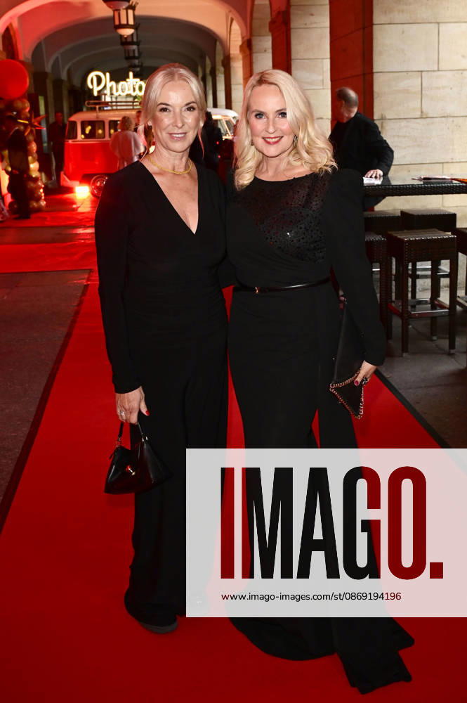 Gesine Lippert and Anja Petzold at the 18 Hope Gala 2026 at the Schauspielhaus Dresden, October 10, 2026 Foto:xM.xWehnertx xFuturexImagex hope_6136