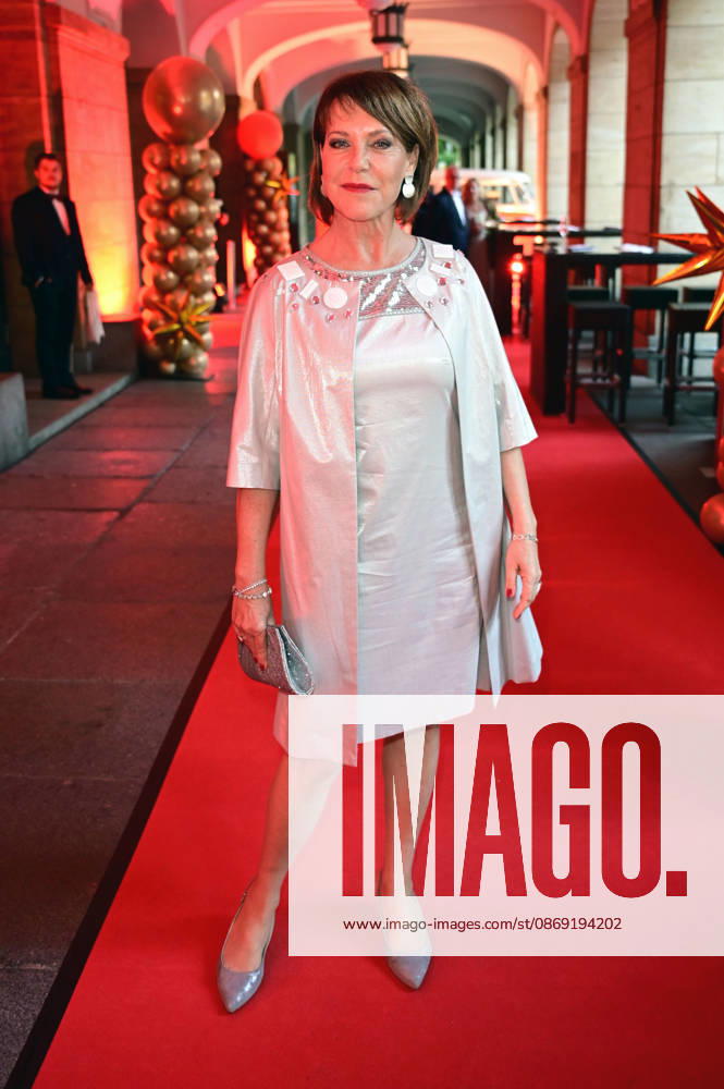 Janina Hartwig at the 18 Hope Gala 2026 at the Schauspielhaus Dresden, October 10, 2026 Foto:xM.xWehnertx xFuturexImagex hope_6141