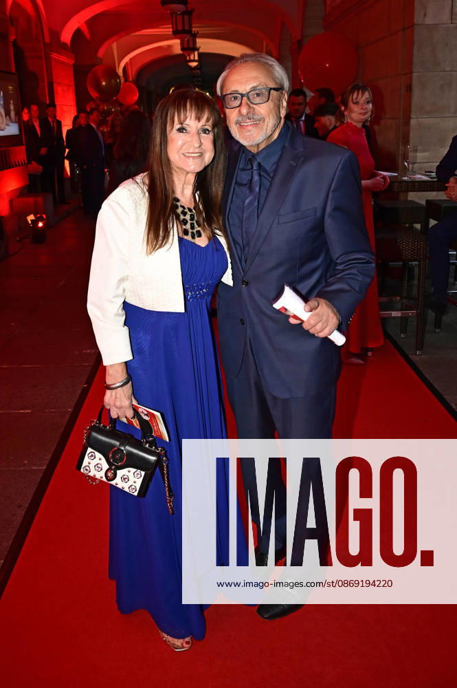 Wolfgang Stumph with his wife, Christine Stumph, at the 18 Hope Gala 2026 at the Schauspielhaus Dresden, October 10, 2026 Foto:xM.xWehnertx xFuturexImagex hope_6157