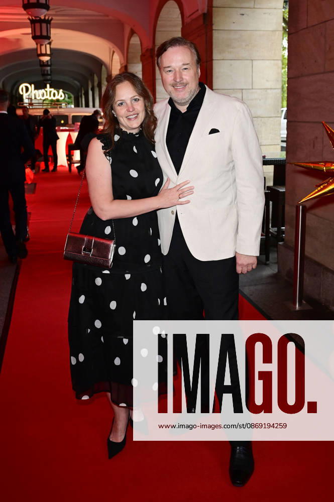 Stephan Grossmann with his wife, Lidija Grossmann, at the 18 Hope Gala 2026 at the Schauspielhaus Dresden, October 10, 2026 Foto:xM.xWehnertx xFuturexImagex hope_6189