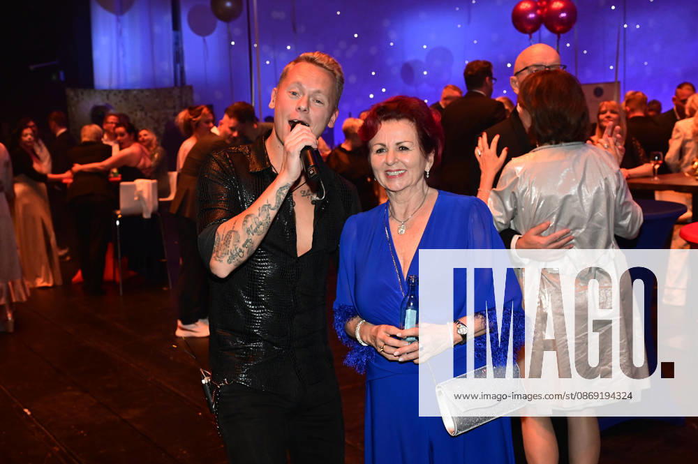 Milan Devinne and Viola Klein at the 18 Hope Gala 2026 at the Schauspielhaus Dresden, October 10, 2026 Foto:xM.xWehnertx xFuturexImagex hope_6234