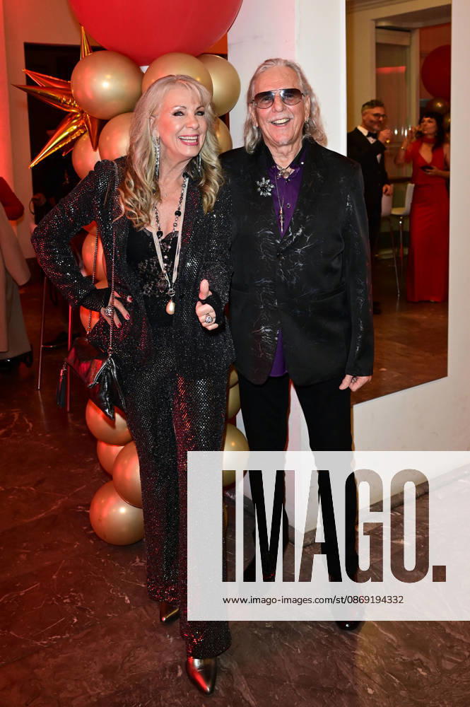 Petra Zieger and Peter Taudte at the 18th Hope Gala 2026 at the Schauspielhaus Dresden, October 10, 2026 Foto:xM.xWehnertx xFuturexImagex hope_6215