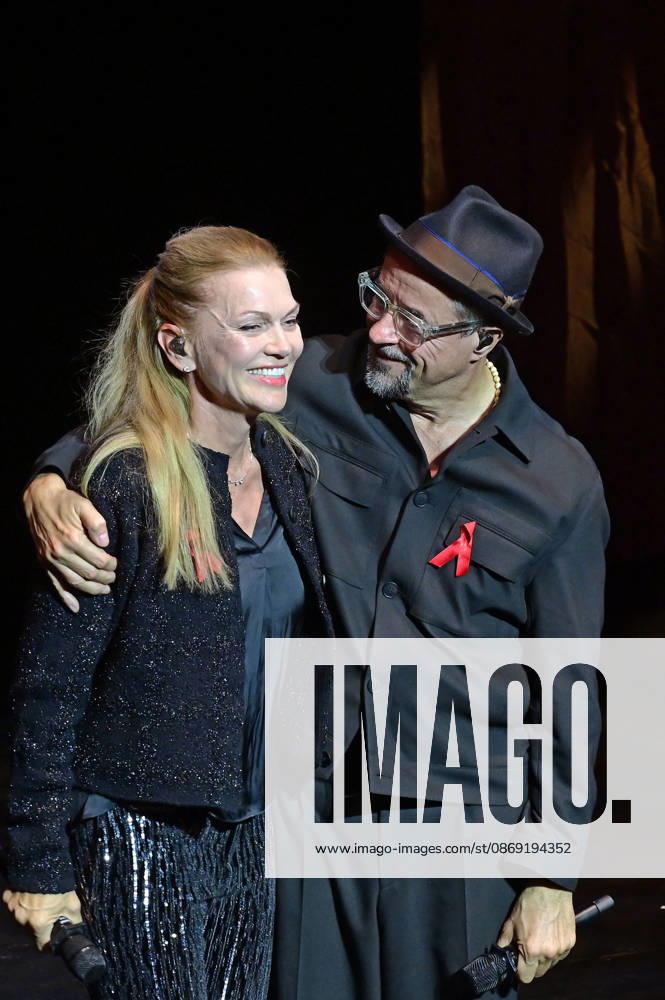 Anna Loos and Jan Josef Liefers at the 18th Hope Gala 2026 at the Schauspielhaus Dresden, October 10, 2026 Foto:xM.xWehnertx xFuturexImagex hope_6254