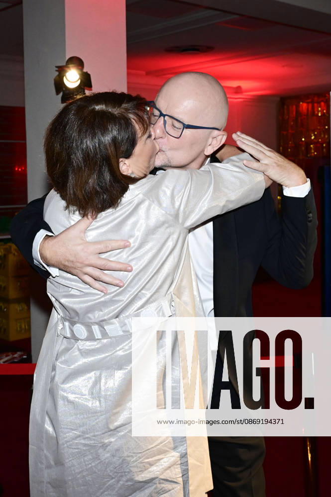 Janina Hartwig and Alexander Putz at the 18 Hope Gala 2026 at the Schauspielhaus Dresden, October 10, 2026 Foto:xM.xWehnertx xFuturexImagex hope_6265