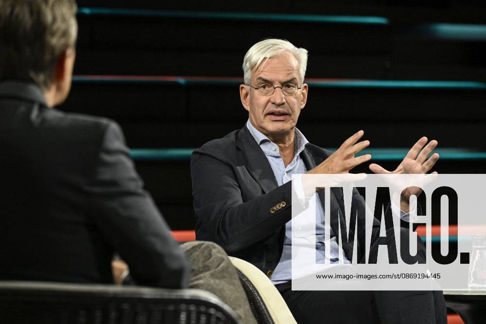 Markus Lanz with Mathias Middelberg on October 7, 2026, on *Markus Lanz*, ZDF TV, talk show, Germany, German, German man, men, politics, politician, CDU, German politician, Italy, Italian, Italian, German presenter, photography, photographer, journalist,