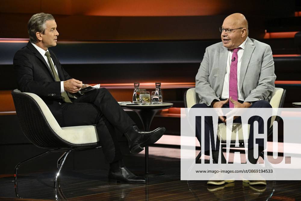 Markus Lanz with Peter Altmaier on October 26, 2026; Markus Lanz and Peter Altmaier on October 8, 2026, on *Markus Lanz*, ZDF TV, talk show, Germany, German, German man, men, politics, politician, CDU, German politician, Italy, Italian, Italian, German presenter, p
