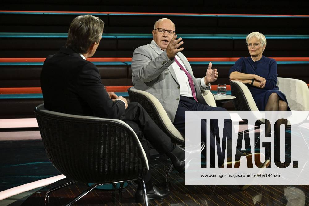Talk show hosted by Markus Lanz, ZDF 10:26 a.m. Markus Lanz, Peter Altmaier, and Ulrike Herrmann (from left to right) on October 8, 2026, on *Markus Lanz*, ZDF TV talk show Germany German m