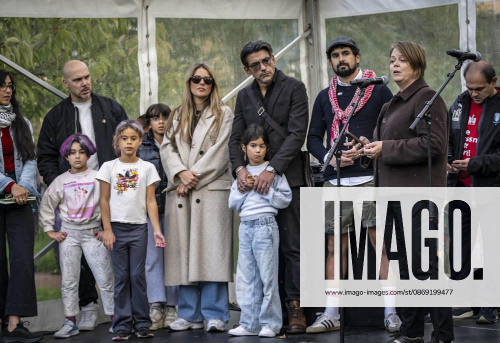 The initiators—Nicolas Lunabba, Manal Masri, Daniel Diaz, and Showan Shattak—were on stage as Katrin Stjernfeldt Jammeh, chair of the Malmö City Council, delivered a speech as the Master Narratives monument was unveiled