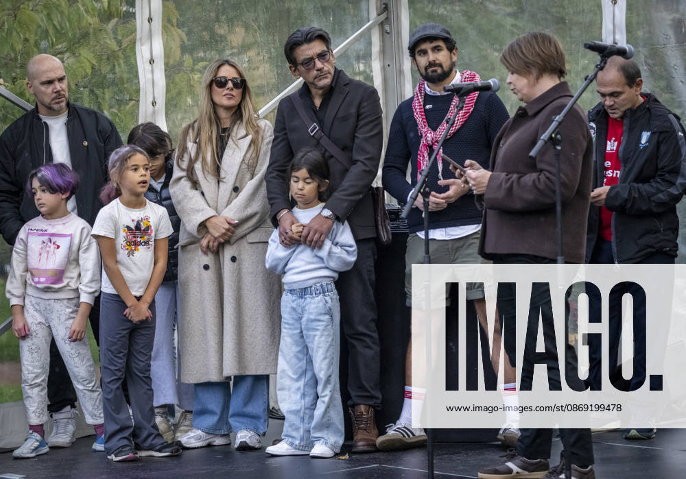 The initiators—Nicolas Lunabba, Manal Masri, Daniel Diaz, and Showan Shattak—were on stage as Katrin Stjernfeldt Jammeh, chair of the Malmö City Council, delivered a speech as the Master Narratives monument was unveiled