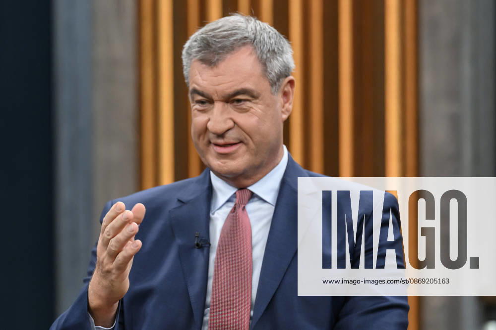 Pictured, from left: Markus Söder, Minister-President of Bavaria, CSU, GER; Berlin, studio; guest on Caren Miosga’s political talk show, TV program, Das Erste, from Studio 20 in Berlin-Adlershof, Topic: How will the government get out of the crisis, Mr. Söder, October 11, 2026,