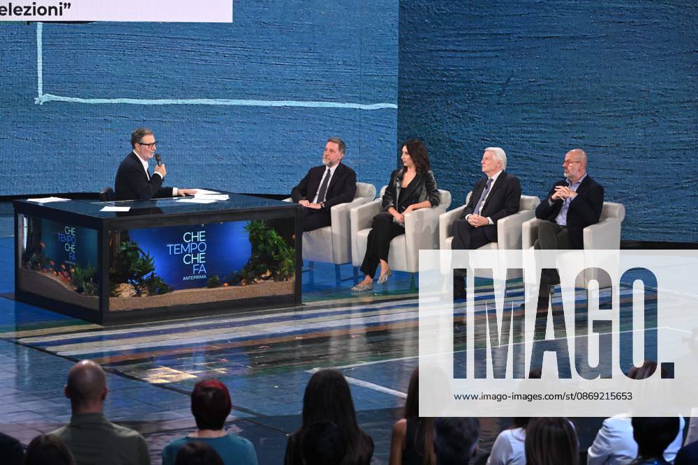 IPA89573866 - Milan, TV Show Che Tempo Che Fa - Nove. Pictured: Fabio Fazio, Massimo Giannini, Cecilia Sala, Ferruccio De Bortoli, Nello Scavo