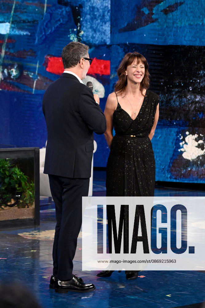 IPA89573764 - Milan, TV Show Che Tempo Che Fa - Nove. Pictured: Fabio Fazio, Sophie Marceau