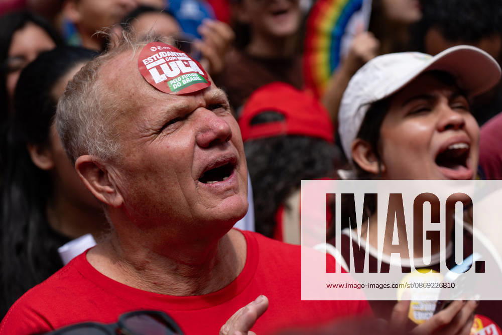 So£o Paulo, Brazil. 11 Oct 2026. The president of Brazil, Luiz Ino¡cio Lula da Silva (PT), takes part in a rally with supporters in So£o Paulo, Brazil, on October 11, 2026. Sao Paulo Brasil - ZUMAl146 20261011_aaf_l146_008