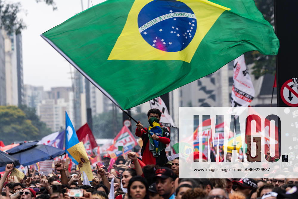 SoÂ£o Paulo, Brazil. 11 Oct 2026. The president of Brazil, Luiz InoÂ¡cio Lula da Silva (PT), takes part in a rally with supporters in SoÂ£o Paulo, Brazil, on October 11, 2026. Sao Paulo Brasil - ZUMAl146 20261011_aaf_l146_014