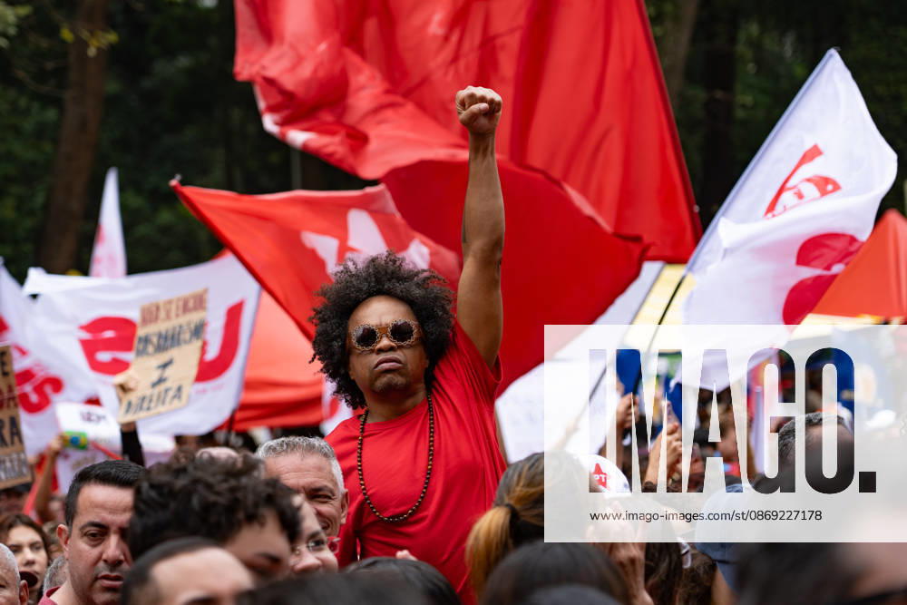 SoÂ£o Paulo, Brazil. 11 Oct 2026. The president of Brazil, Luiz InoÂ¡cio Lula da Silva (PT), takes part in a rally with supporters in SoÂ£o Paulo, Brazil, on October 11, 2026. Sao Paulo Brasil - ZUMAl146 20261011_aaf_l146_028