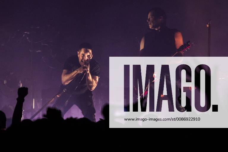 EUM20181120ESP05.JPG.CIUDAD DE MEXICO Music Musica-Nine Inch Nails.- La banda estadounidense de rock industrial Nine Inch Nails durante su presentacion en el escenario del Plaza Condesa, la noche del lunes 19 de noviembre de 2018. Foto: Agencia EL UNIVERSAL German Espinosa EVZ - ZUMAu78_ 20181120_zaf_u78_018