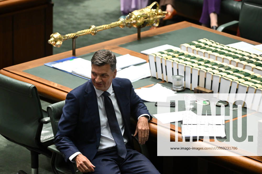 QUESTION TIME, Australian Opposition Leader Angus Taylor reacts during Question Time in the House of Representatives at Parliament House in Canberra, Monday, October 12, 2026. ( NO ARCHIVING CANBERRA AUSTRALIAN CAPITAL TERRITORY Australia