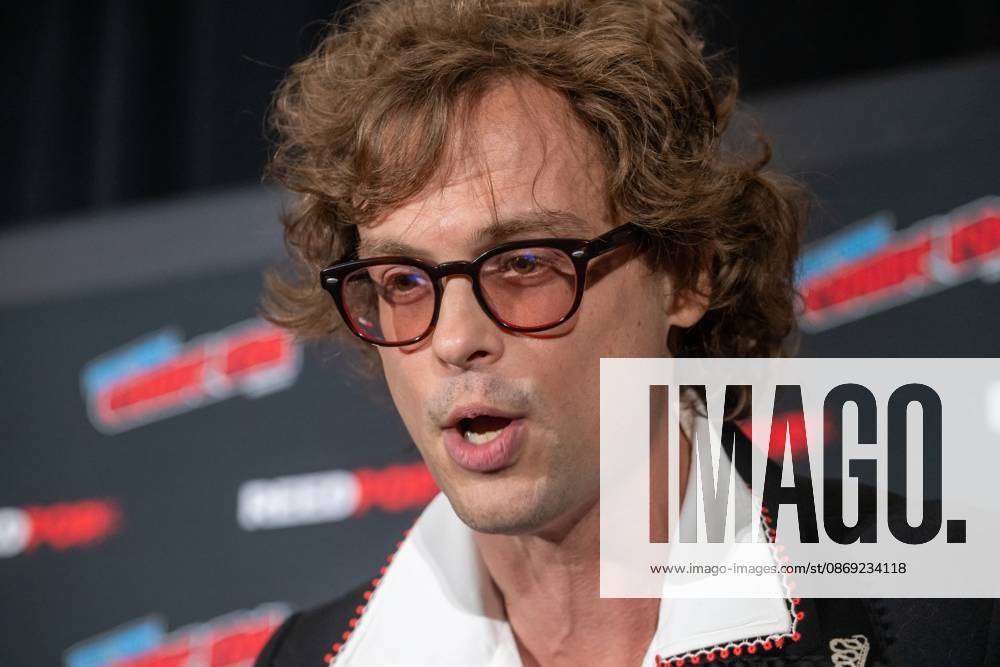 Matthew Gray Gubler speaks at a panel discussion for CBS s new crime-solving drama EINSTEIN!.during New York Comic Con 2026 at The Jacob K. Javits Convention Center on October 11, 2026 in New York City. New York United States - ZUMAs197 20261011_aaa_s197_450