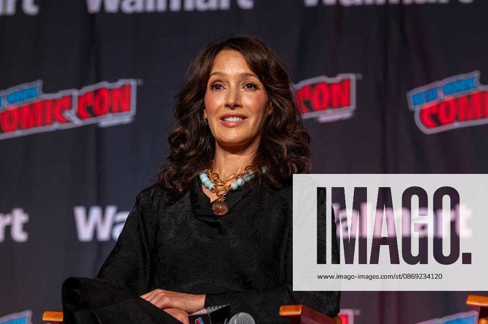 Jennifer Beals speaks at a panel discussion for CBS new series NCIS: NEW YORK.during New York Comic Con 2026 at The Jacob K. Javits Convention Center on October 11, 2026 in New York City. New York United States - ZUMAs197 20261011_aaa_s197_451
