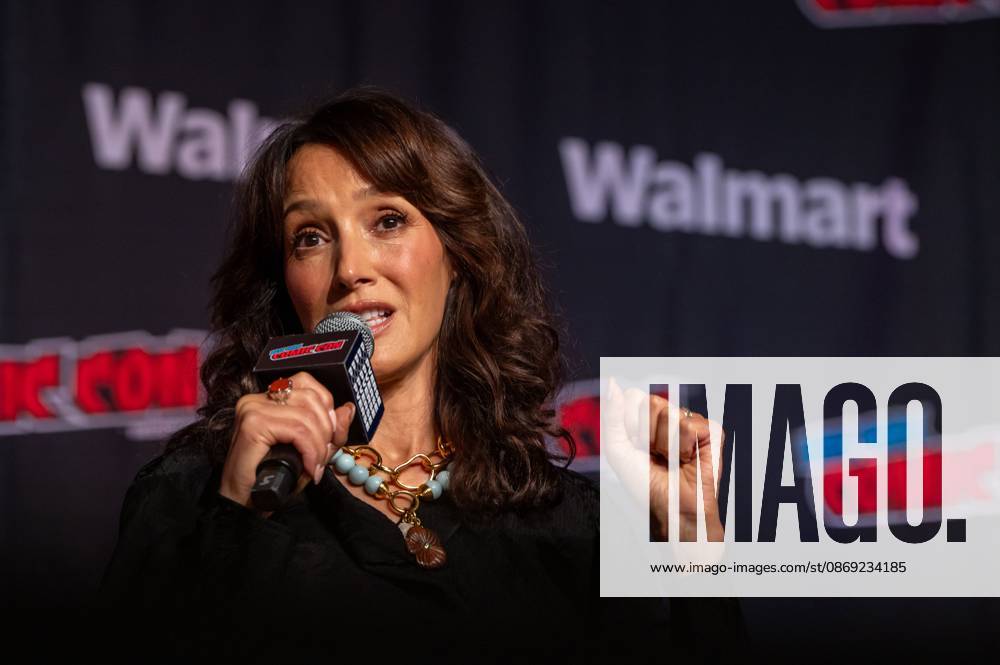 Jennifer Beals speaks at a panel discussion for CBS new series NCIS: NEW YORK.during New York Comic Con 2026 at The Jacob K. Javits Convention Center on October 11, 2026 in New York City. New York United States - ZUMAs197 20261011_aaa_s197_470