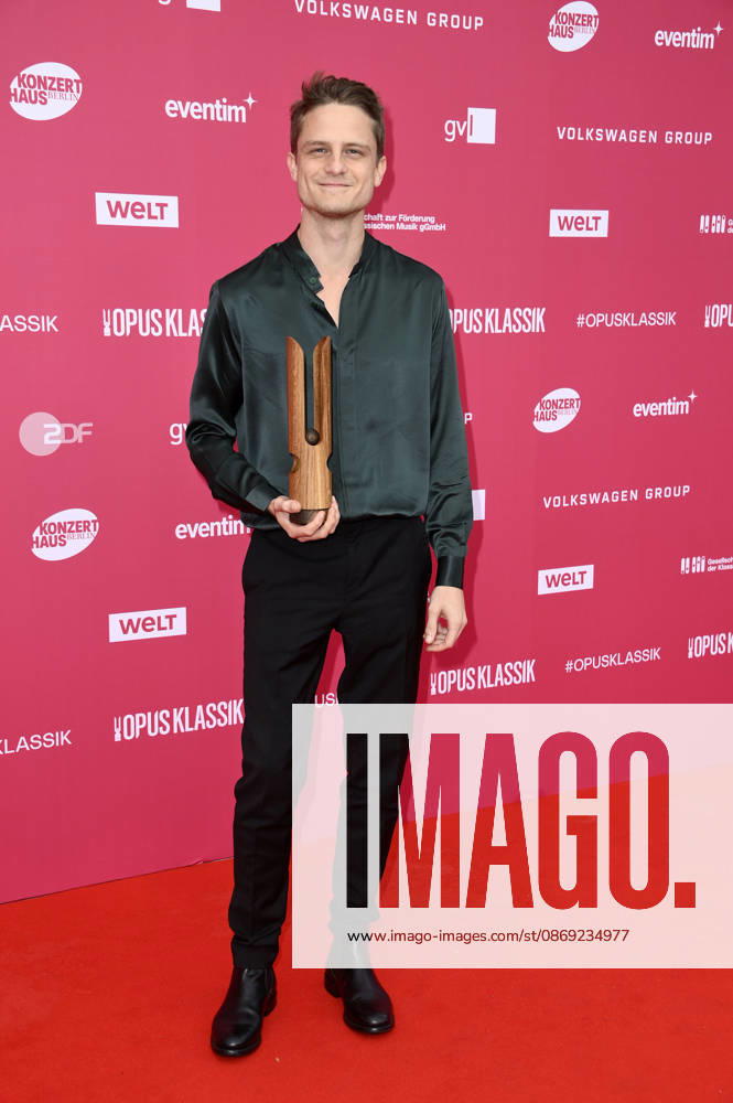Simon Tetzlaff at the 2026 Opus Klassik Awards ceremony at the Konzerthaus am Gendarmenmarkt in Berlin, October 11, 2026 Foto:xN.xKubelkax xFuturexImagex opus_6070