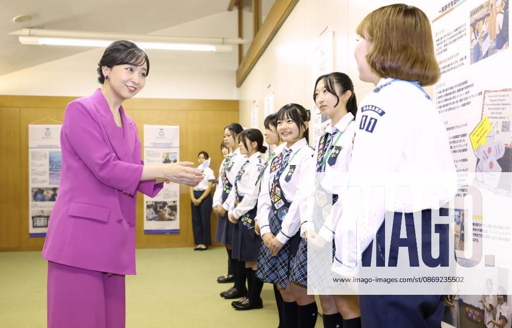Princess Kako at girl scouts event Japan s Princess Kako chats with high school students during an event organized by the Girl Scouts of Japan in Tokyo on Oct. 11, 2026. (Pool photo) A14AA0005630620P