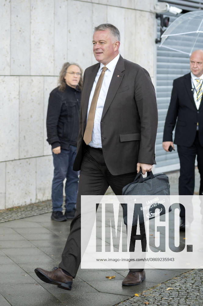 Gordon Schnieder upon arrival at the Executive Committee retreat at the Konrad Adenauer House in Berlin, October 11, 2026 Foto:xB.xElmenthalerx xFuturexImagex praesidiumsklausur_6023