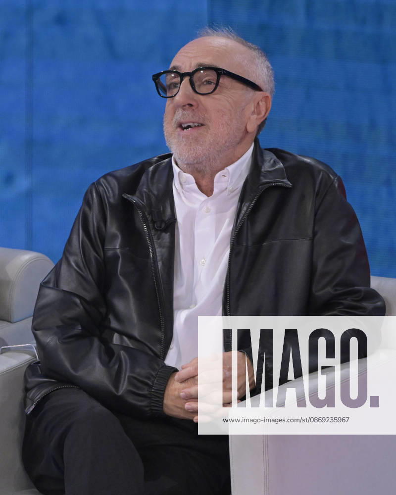 Photo by Mario Romano, IPP Milan, October 11, 2026. TV show *Che Tempo Che Fa*. Pictured: actor Silvio Orlando. Italy Photo Press World. Copyright *Che Tempo Che Fa*