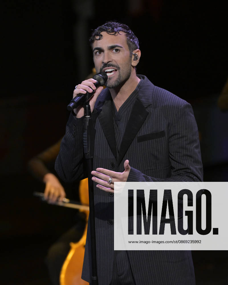 Photo by Mario Romano, IPP Milan, October 11, 2026. TV show *Che Tempo Che Fa*. Pictured: singer Marco Mengoni. Italy Photo Press World. Copyright *Che Tempo Che Fa*