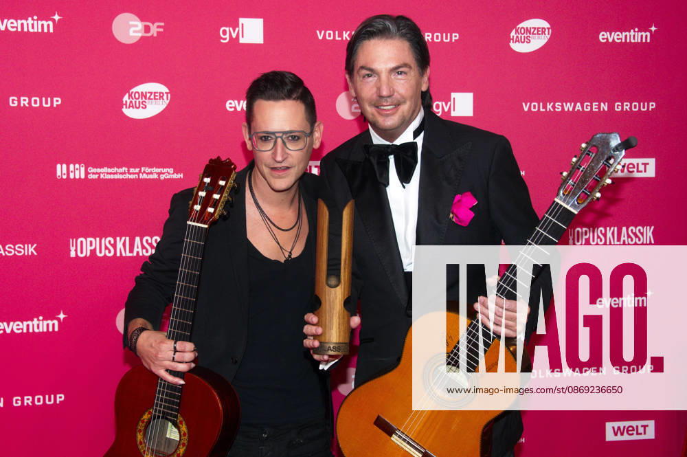 Alexander Kilian and Jan Pascal of Café del Mundo at the 2026 Opus Klassik Awards ceremony at the Konzerthaus am Gendarmenmarkt in Berlin, October 11, 2026 Foto:xC.xBehringx xFuturexImagex opus_6107