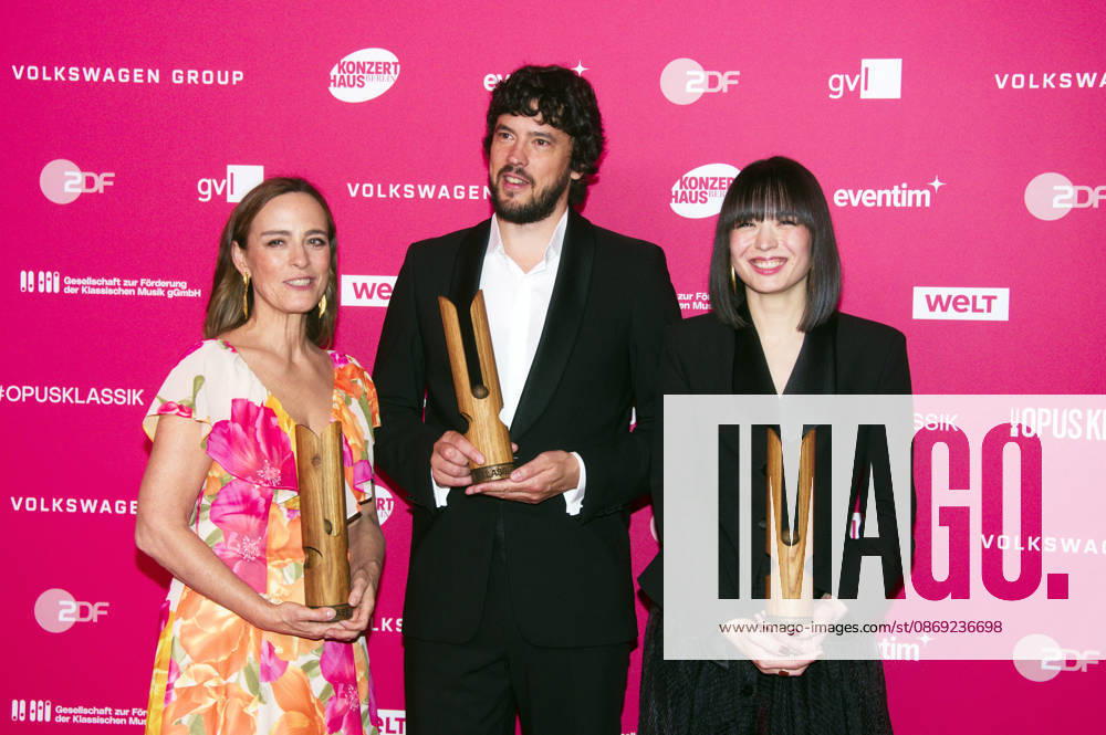 Sarah Willis, Andre Schuen, and Alice Sara Ott at the 2026 Opus Klassik Awards ceremony at the Konzerthaus am Gendarmenmarkt in Berlin, October 11, 2026 Foto:xC.xBehringx xFuturexImagex opus_6131