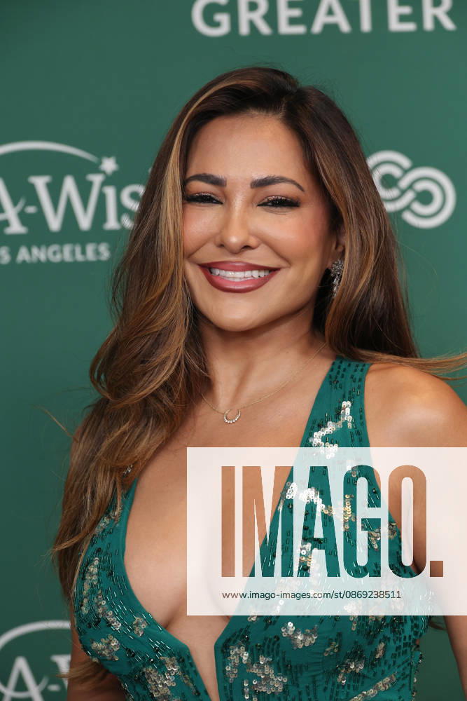 filenamebase:0,-5} at 2026 Los Angeles Make A Wish Foundation Gala at Fairmont Century Plaza Hotel Century City USA - ZUMAg107 20261011_zep_g107_070
