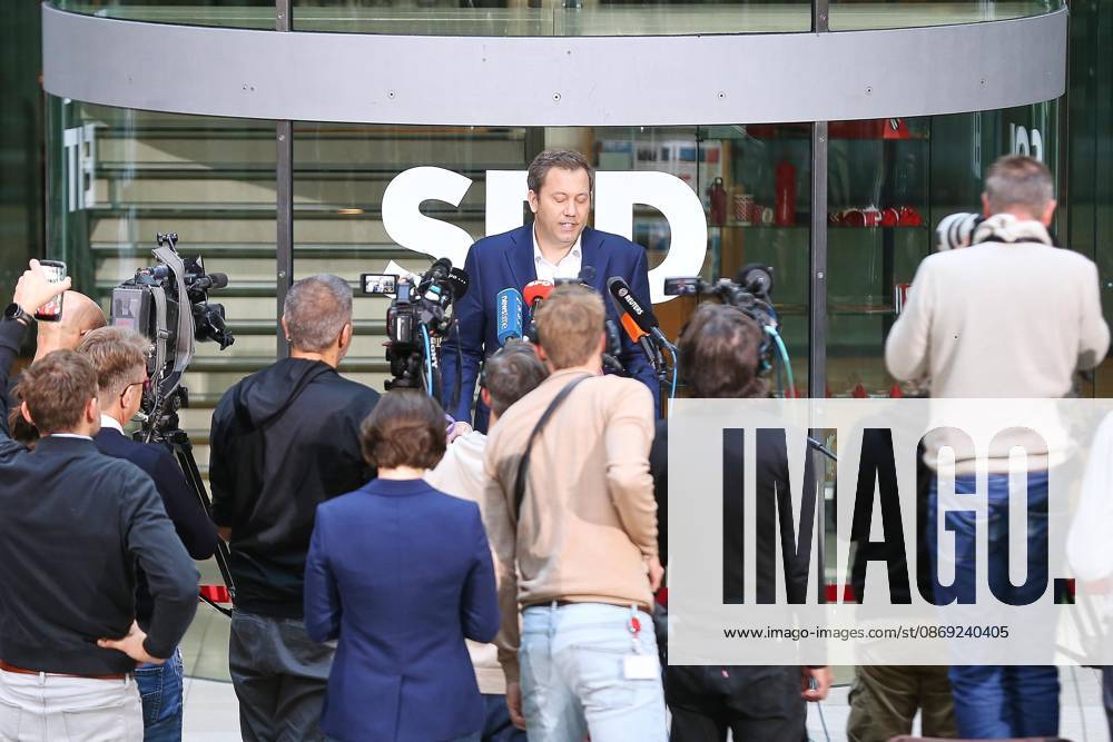 Willy Brandt House Press Conference Following the Executive Board Meeting Federal Minister of Finance Lars Klingbeil, SPD