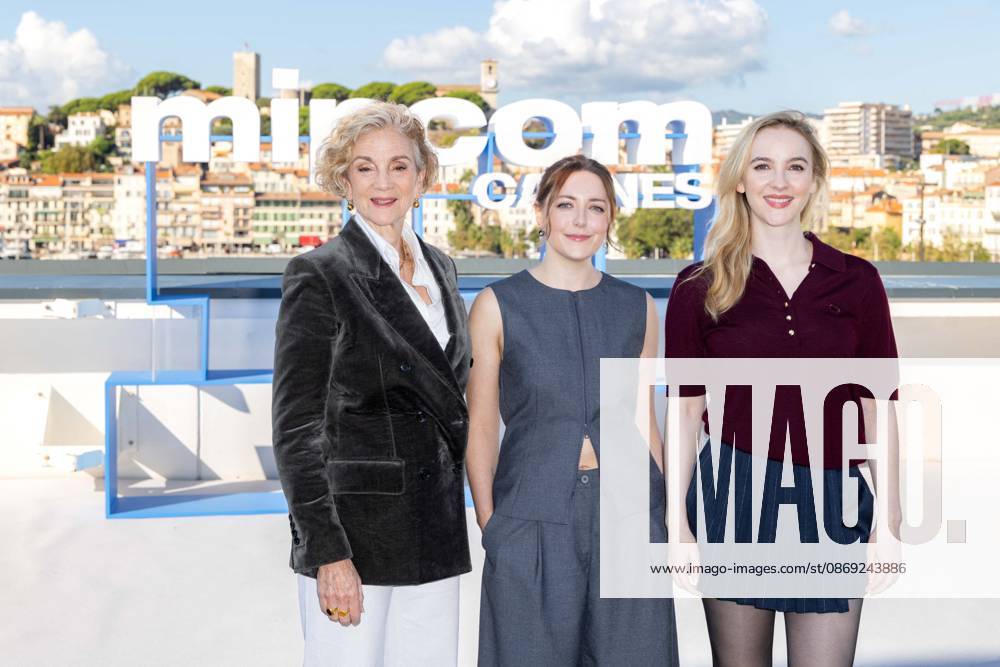 Cannes Mipcom - Honey Photocall Ann Skelly attends the photocall of HONEY during Cannes Mipcom 2026 in Cannes, France on October 12, 2026. Photo by Shootpix ABACAPRESS.COM Cannes France