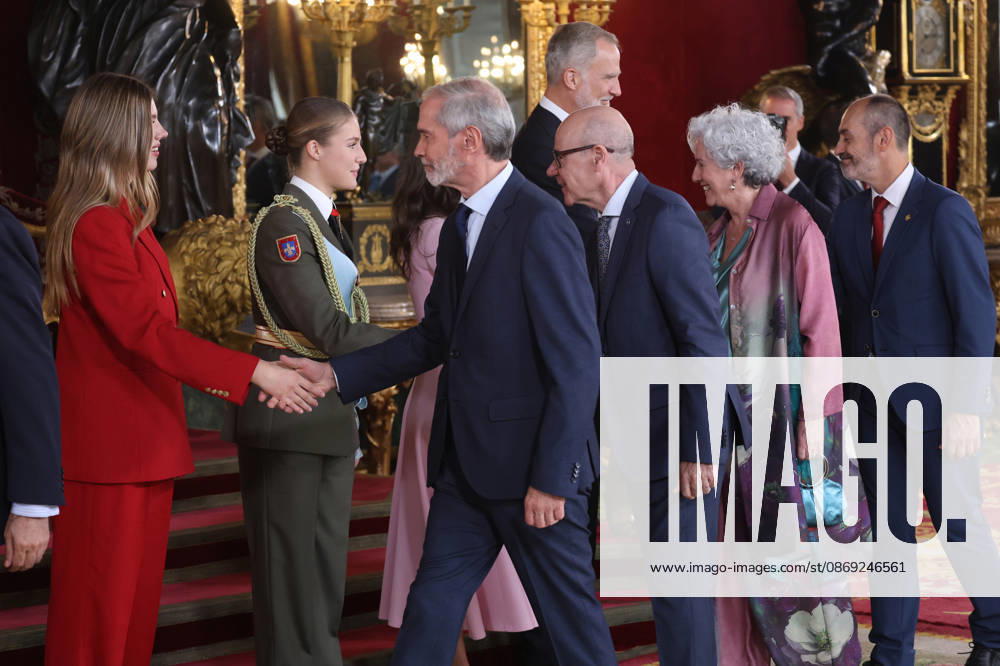 The King and Queen, the Princess of Asturias, and Infanta Sofía preside over the reception at the Royal Palace in celebration of National Day. Javier García during the reception with the King and Queen, Princess Leonor, and Infanta Sofía on the occasion of National Day, at the Royal Palace on October 12, 2026, in Madrid, Spain. The event is presided over by the King and Queen, the Princess of Asturias, and Infanta Sofía following the solemn ceremony honoring the national flag and the military parade held in Plaza de Cánovas del Castillo. The purpose of the National Day commemoration is to solemnly recall moments in our collective history that form part of our shared historical, cultural, and social heritage, recognized as such by the vast