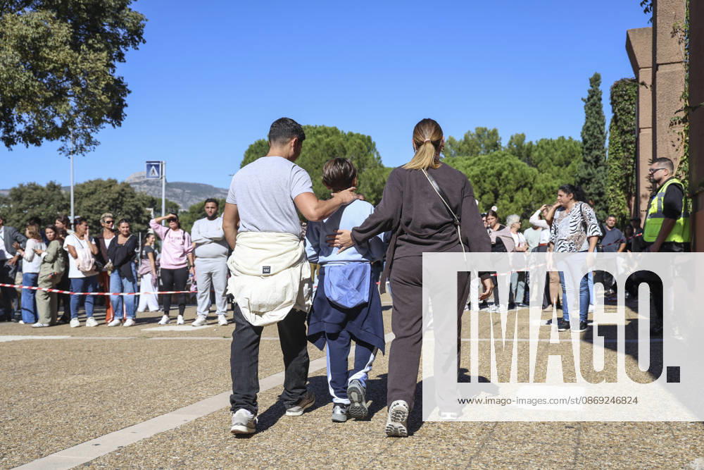 Parents Pick Up Their Child: Middle School Principal and Teacher Shot; 14-Year-Old Shooter Arrested at Joseph Lakanal Middle School in Aubagne, France, October 12, 2026 Meddah Bestimage Joseph Lakanal Middle School after a principal was injured by a 12-gauge hunting rifle shot and a teenager was arrested in Aubagne, southern France, on October 12, 2026. The principal was struck by a 12-gauge hunting rifle shot, the same source specified, adding that a member of the teaching staff was also struck. The victim’s life is not in danger. Aubagne, France