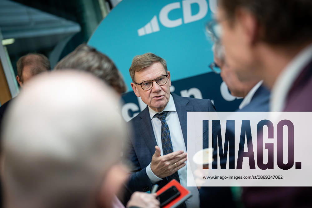 Foreign Minister Johann Wadephul at the Konrad Adenauer House, speaking with journalists at the CDU Germany Executive Committee Retreat in Berlin, October 2026, Berlin, Berlin, Germany, Konrad Adenauer House