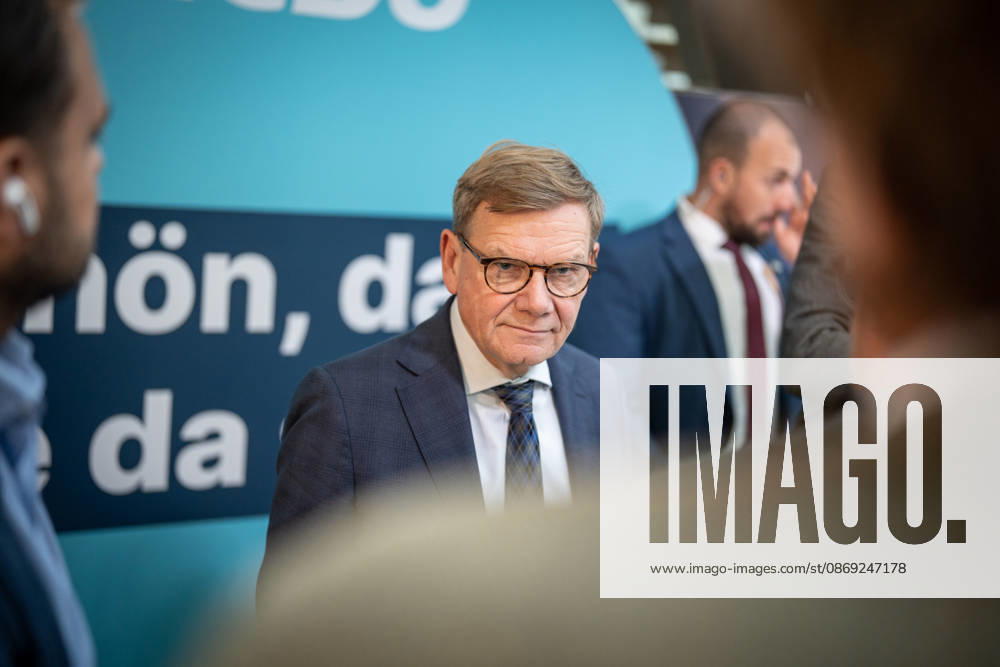 Foreign Minister Johann Wadephul at the Konrad Adenauer House, speaking with journalists at the CDU Germany Executive Committee Retreat in Berlin, October 2026, Berlin, Berlin, Germany, Konrad Adenauer House