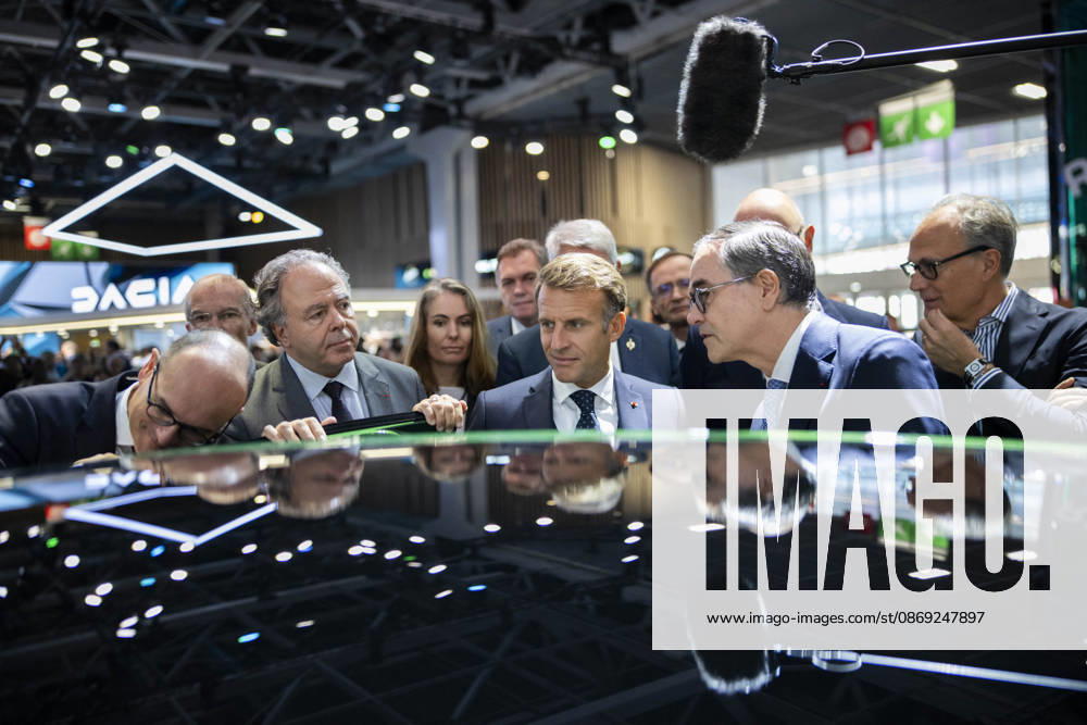 President Macron at Paris Motor Show - Paris French President Emmanuel Macron, Head of French auto industry lobby PFA ( plateforme de l Automobile ) Luc Chatel and Renault Group Global CEO Francois Provost visits the Renault stand at the Paris Motor Show in Paris, on October 12, 2026. Photo by Eliot Blondet ABACAPRESS.COM Paris France France