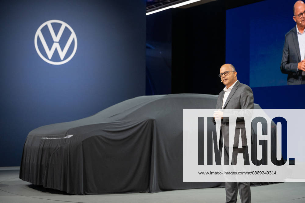 Paris Motor Show Volkswagen Press Conference - Paris AJ CEO Volkswagen Group France, Marc Meurer during the 91st edition of the international Paris Motor Show (Mondial de l’auto) at the Porte de Versailles in Paris on October 12, 2026. Photo by Alexis Jumeau ABACAPRESS.COM Paris France
