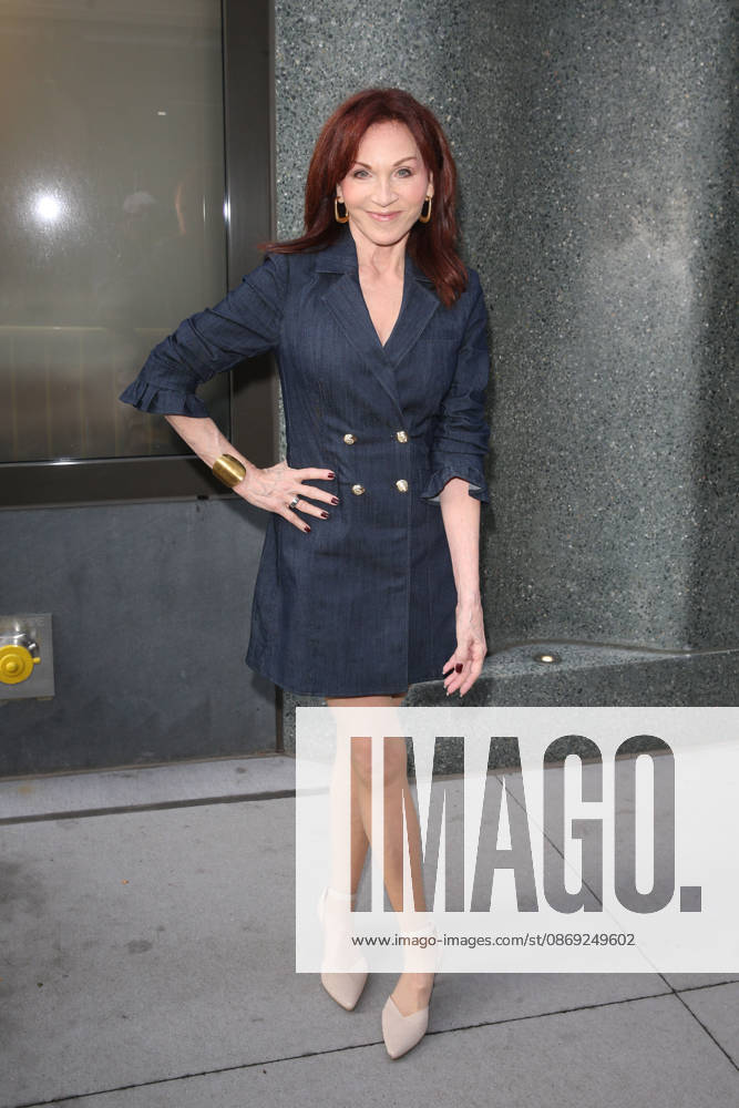 MARILU HENNER at ABC Studios in New York City for Ã¢â‚¬ËœGood Morning America. New York USA - ZUMAh16_ 20261012_zaf_h16_048