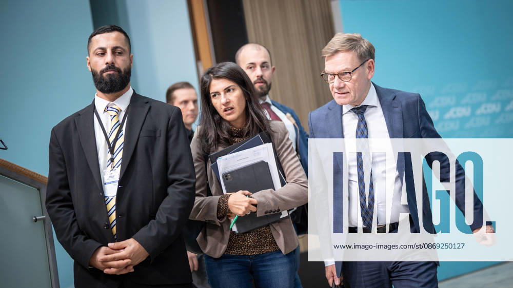 Foreign Minister Johann Wadephul at the Konrad Adenauer House, with Serap Güler, Minister of State at the Federal Ministry of Foreign Affairs, during the CDU Germany Executive Committee Retreat in Berlin, October 2026, Berlin, Berlin, Germany, Konrad Adenauer House
