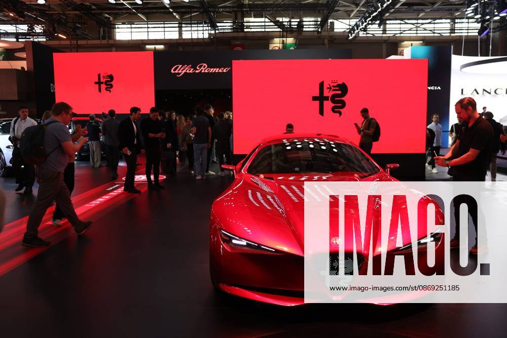 PARIS AUTO SHOW PHOTO PQR LE PARISIEN Le Parisien Arnaud Journois PARIS 10 12 2026 Paris, October 12, 2026 Mondial de l2026, Alfa Romeo booth. Photo by Le Parisien’s Arnaud Journois. International Motor Show, Paris, October 12, 2026. PARIS 75, France