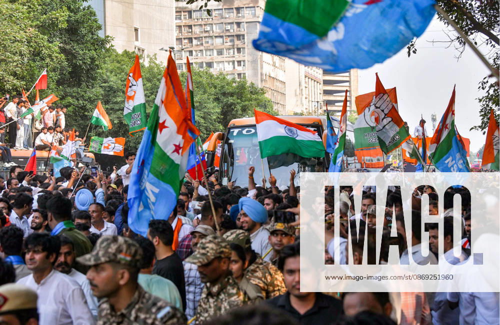 INDIA Bloc leaders protest over the SIR row New Delhi, Oct 12 (ANI): Protesters gather during the INDIA bloc-led protest march to the Supreme Court over the Special Intensive Revision (SIR) row, in New Delhi on Monday. NEW DELHI Delhi India