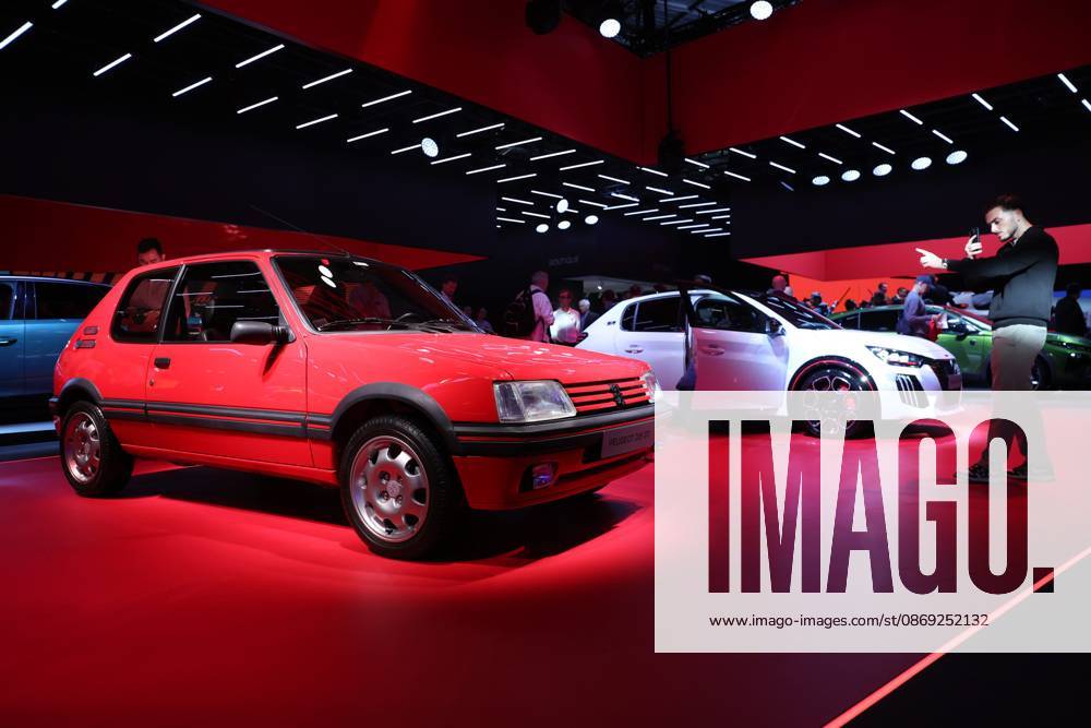 PARIS AUTO SHOW PHOTO PQR LE PARISIEN Le Parisien Arnaud Journois PARIS 10 12 2026 Paris, October 12, 2026 Mondial de l2026 Peugeot E 208 GTI Photo Le Parisien Arnaud Journois International Motor Show, in Paris, October 12, 2026 PARIS 75 France