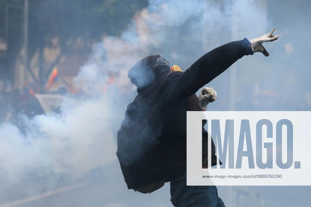 The assembly of indigenous organizations calls for a march: Indigenous Peoples in Resistance for Autonomy and Demilitarization. Jonnathan Oyarzun Aton Chile, Santiago, Chile Aton 1198941