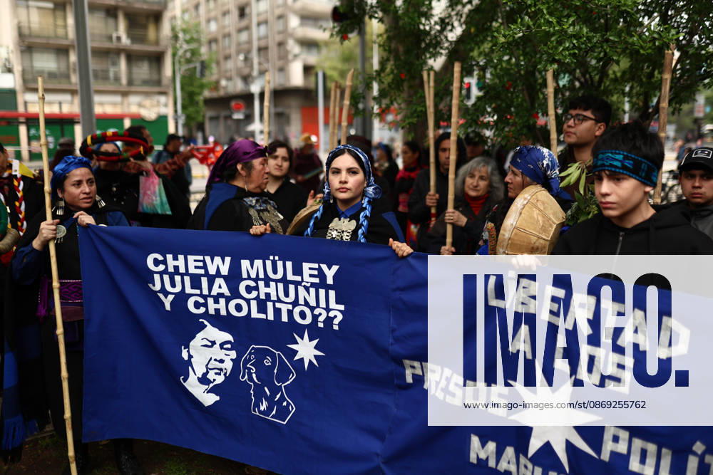 Hundreds of people protest against Columbus Day in Santiago SANTIAGO, CHILE - OCTOBER 12: Mapuche groups and other indigenous organizations are participating in the traditional protest against Columbus Day in Santiago, Chile, on October 12, 2026. Demonstrators demanded indigenous rights and territorial recognition. Lucas Aguayo Araos Anadolu Santiago Chile. Editorial use only. Please get in touch for any other usage.